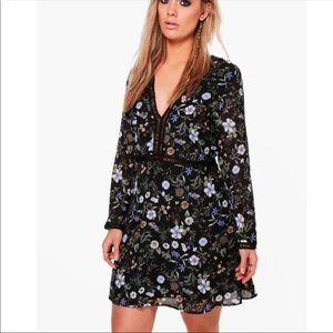 Plus Size Hanna Floral Plunge Shift Dress Sz 16